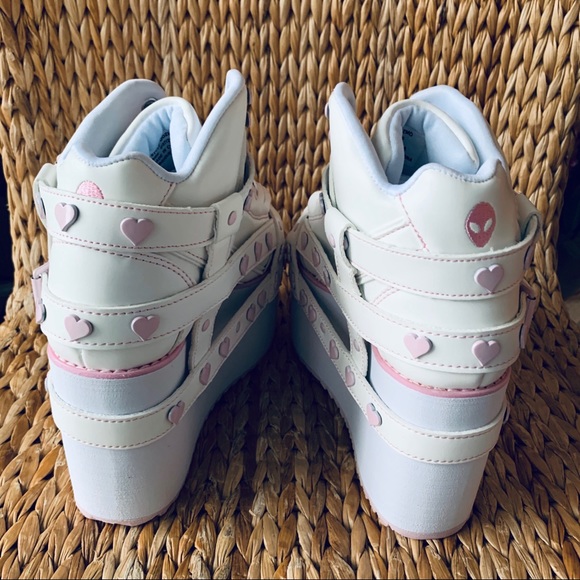 New Qozmo Pink 💕Heart Bondage Platform Sneakers - Picture 6 of 8
